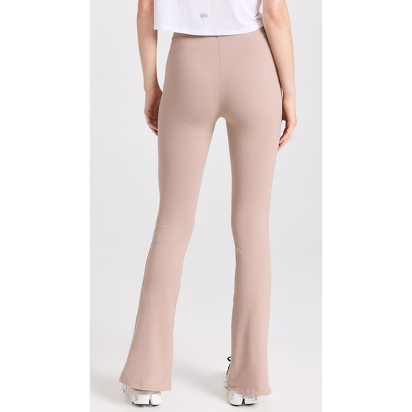 Alo Yoga Airbrush High Waist Flutter Leggings Taupe Size Small - Picture 2 of 8